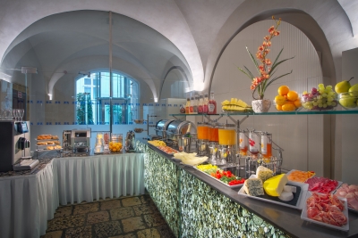 Hotel Three Storks Prague - breakfast room